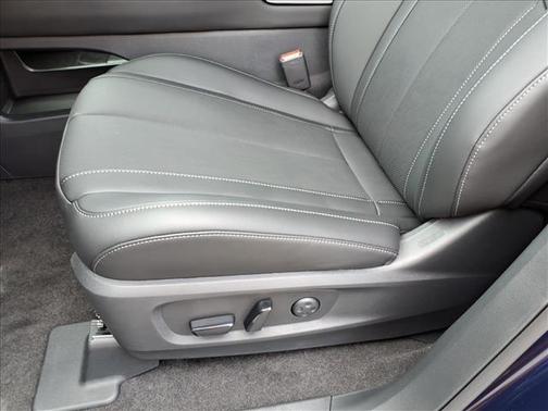 Grand Blue 2027 INFINITI QX60 Luxe