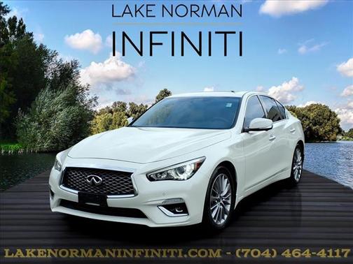 Majestic White 2023 INFINITI Q50 LUXE