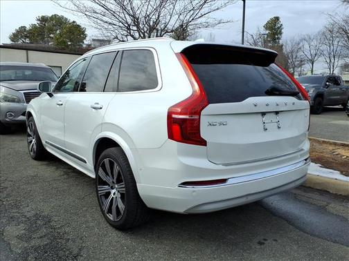 2022 Volvo XC90 Recharge Plug-In Hybrid T8 Inscription 7 Passenger