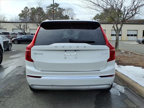 2022 Volvo XC90 Recharge Plug-In Hybrid T8 Inscription 7 Passenger