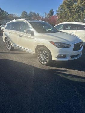 2017 INFINITI QX60 Base