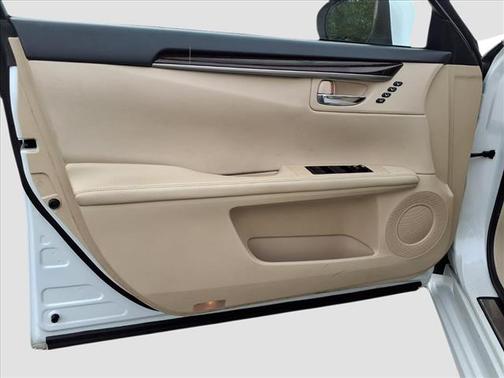 2013 Lexus ES 350 Base