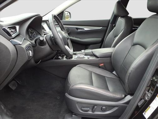 2025 INFINITI QX50 Luxe