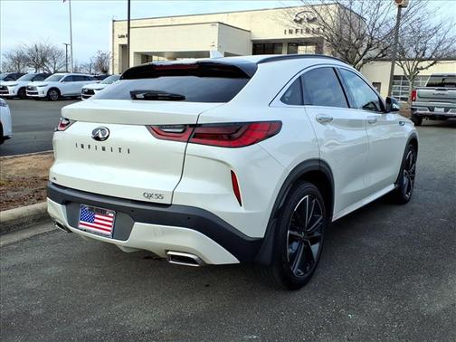 2023 INFINITI QX55 LUXE
