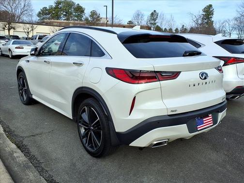 2023 INFINITI QX55 LUXE