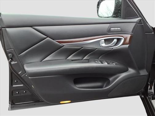 2012 INFINITI M37x Base