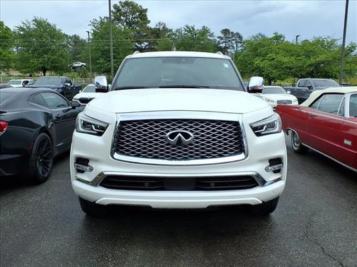 Moonstone White 2023 INFINITI QX80 SENSORY