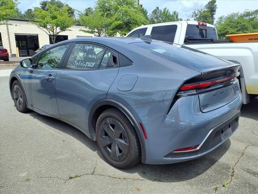 2023 Toyota Prius LE