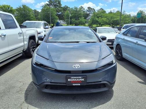 2023 Toyota Prius LE