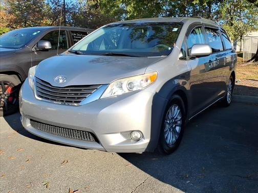 2013 Toyota Sienna 