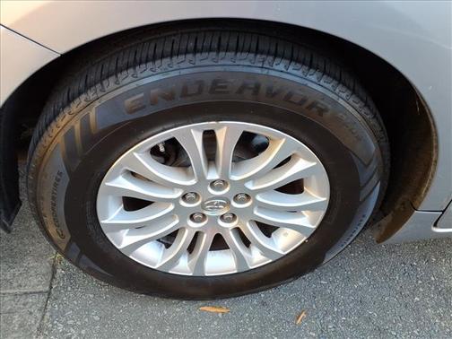 2013 Toyota Sienna 