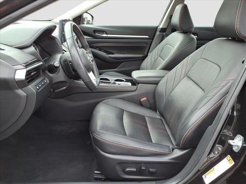 2023 Nissan Altima 2.0 SR