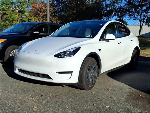 2025 Tesla Model Y Long Range