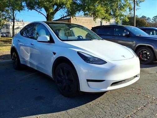 2025 Tesla Model Y Long Range