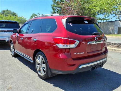 Cayenne Red 2016 Nissan Pathfinder Platinum