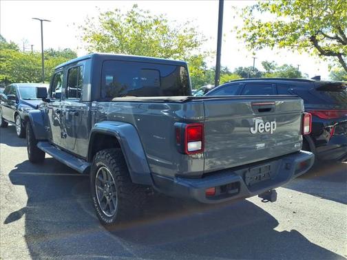 Sting Gray Clearcoat 2020 Jeep Gladiator Overland