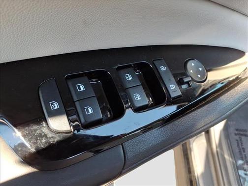 Ebony Black 2024 Kia Sportage EX