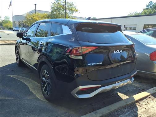 Ebony Black 2024 Kia Sportage EX