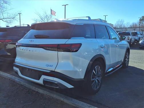 2023 INFINITI QX60 SENSORY