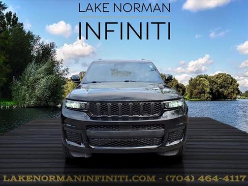 Diamond Black 2023 Jeep Grand Cherokee L Laredo