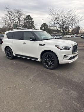 2024 INFINITI QX80 SENSORY
