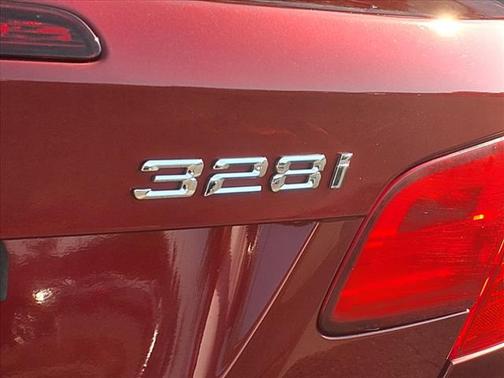 2011 BMW 328 i