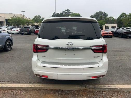 Moonstone White 2024 INFINITI QX80 SENSORY