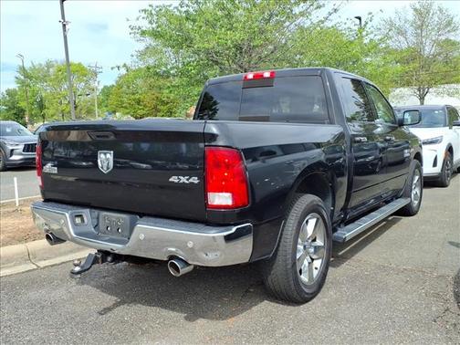 Brilliant Black Crystal Pearlcoat 2016 RAM 1500 Big Horn