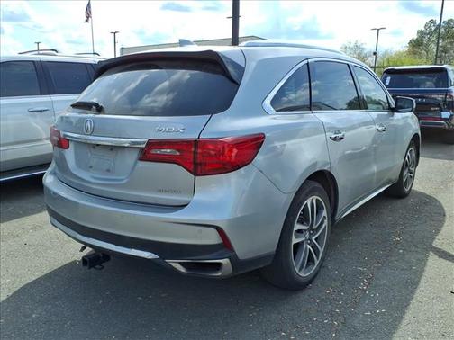Lunar Silver Metallic 2018 Acura MDX 3.5L w/Advance Package