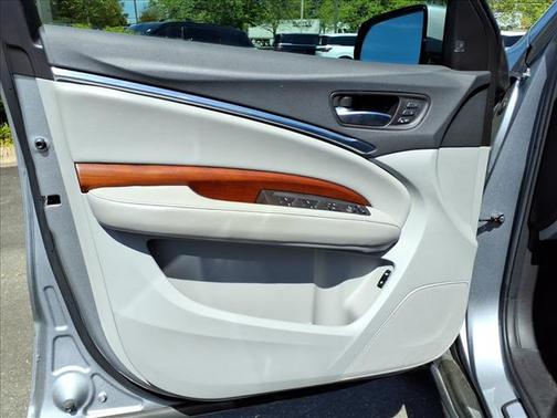 Lunar Silver Metallic 2018 Acura MDX 3.5L w/Advance Package