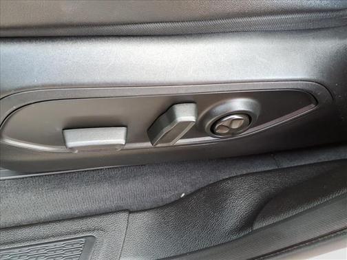 Bright White Clearcoat 2023 Jeep Grand Cherokee Altitude
