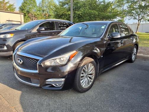 2015 INFINITI Q70L 3.7