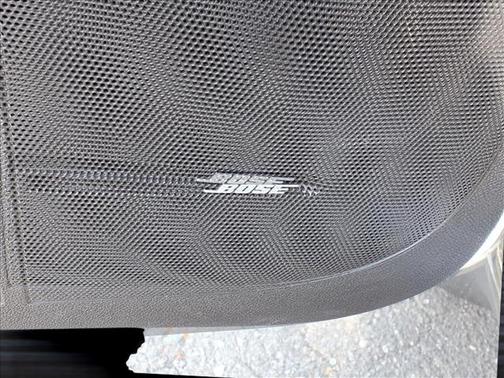 Silver Ice Metallic 2017 Chevrolet Traverse 2LT