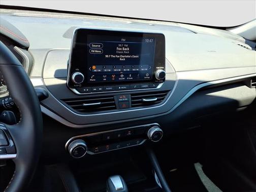 Super Black 2025 Nissan Altima SR