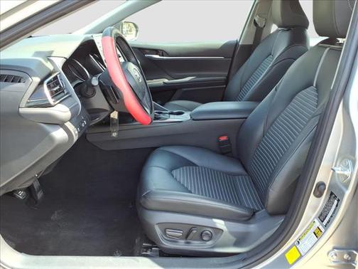 Celestial Silver Metallic 2023 Toyota Camry SE