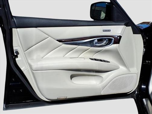 2012 INFINITI M37 Base