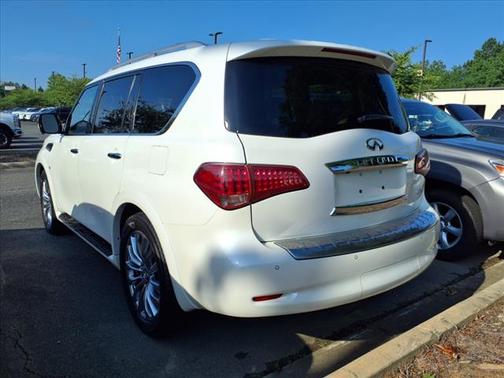 2017 INFINITI QX80 Base