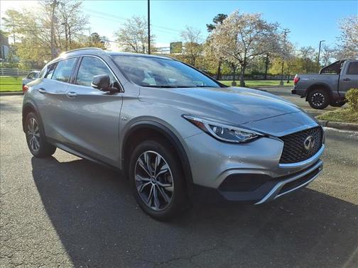 2019 INFINITI QX30 Luxe