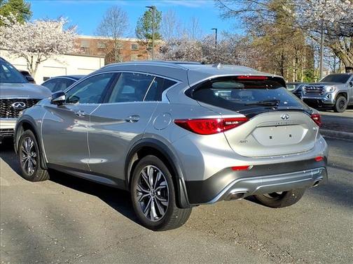2019 INFINITI QX30 Luxe