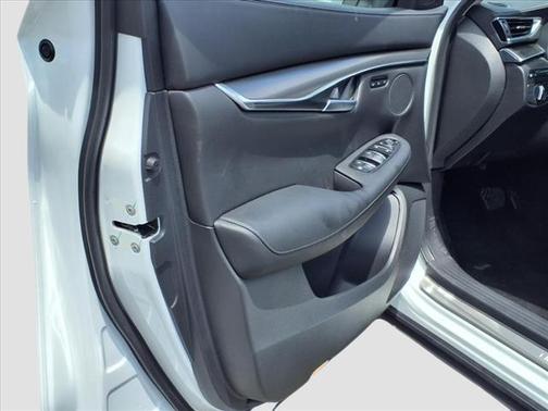 2025 INFINITI QX50 Luxe