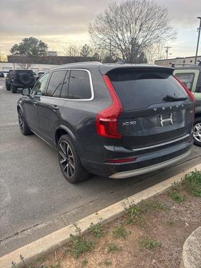 2022 Volvo XC90 T6 Momentum 6 Passenger