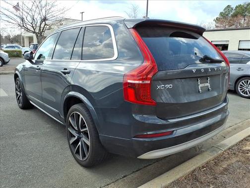 2022 Volvo XC90 T6 Momentum 6 Passenger