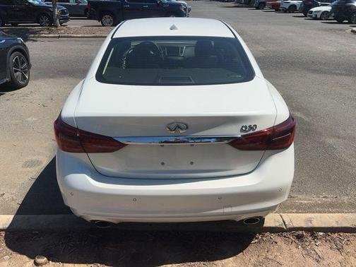 Majestic White 2024 INFINITI Q50 LUXE