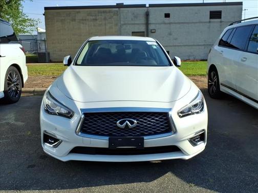 Majestic White 2024 INFINITI Q50 LUXE
