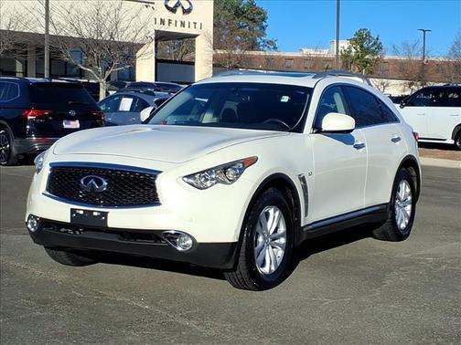 2017 INFINITI QX70 Base