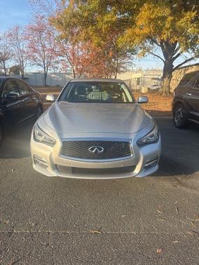 2015 INFINITI Q50 Premium