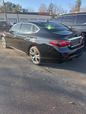 2018 INFINITI Q70L 3.7X LUXE
