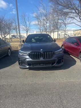 2022 BMW X6 M50i