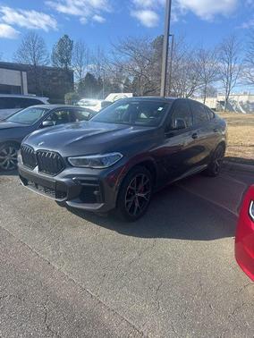 2022 BMW X6 M50i