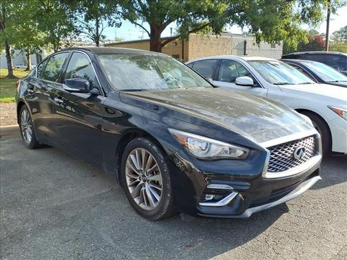 2023 INFINITI Q50 LUXE